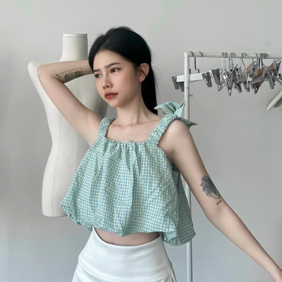 Áo 2 dây kẻ croptop đi biển 3A24