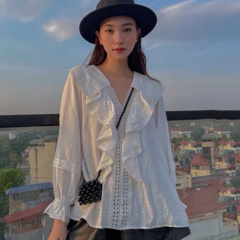 Áo trắng cổ bèo chạy ren tay bo MYA HOUSE