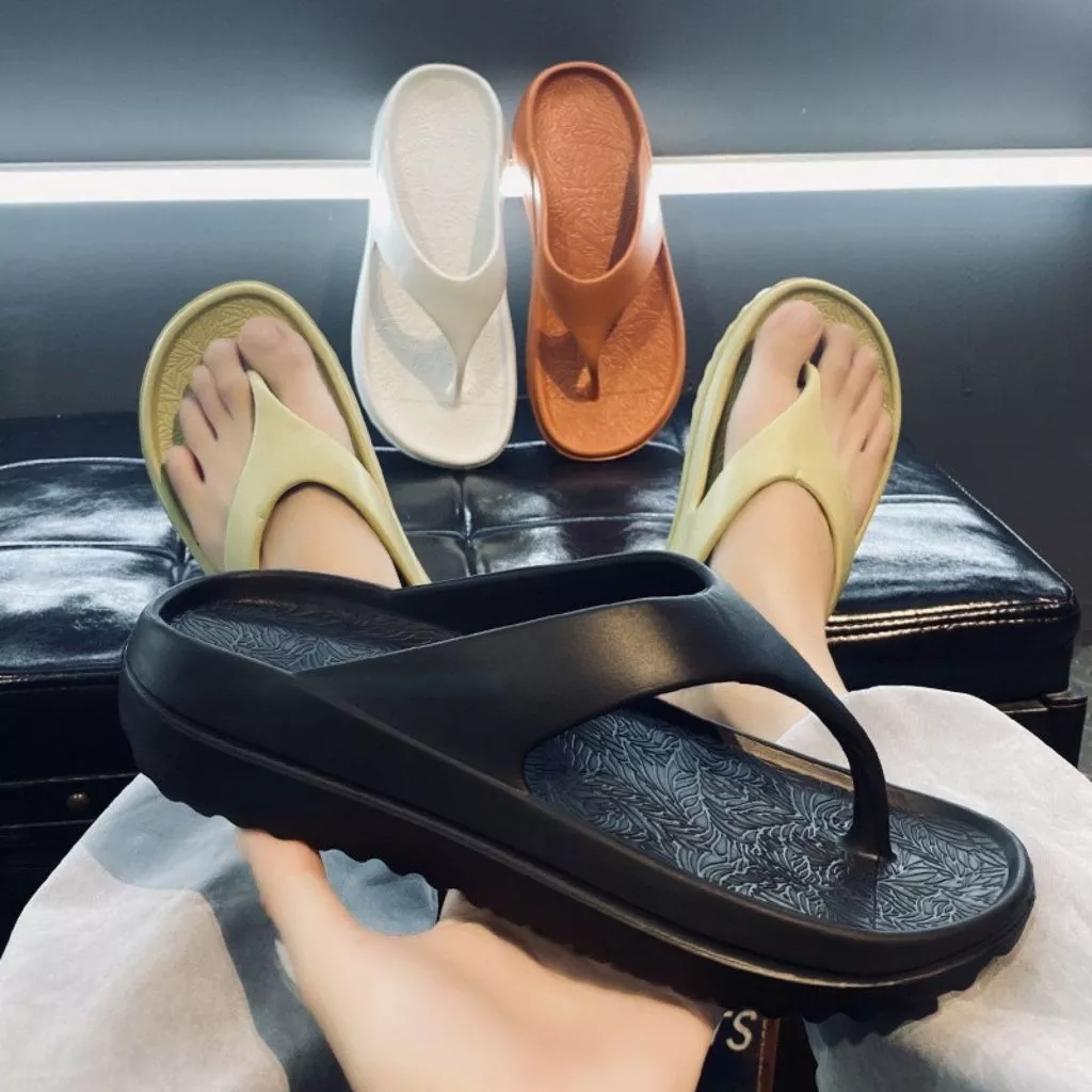Tông Xỏ Ngón Nam Nữ 4cm Chạy Bộ Chiếc Lá QIAOYILUO 4 Màu Cao Cấp Đế Chống Trơn Trượt size 35-44-TL