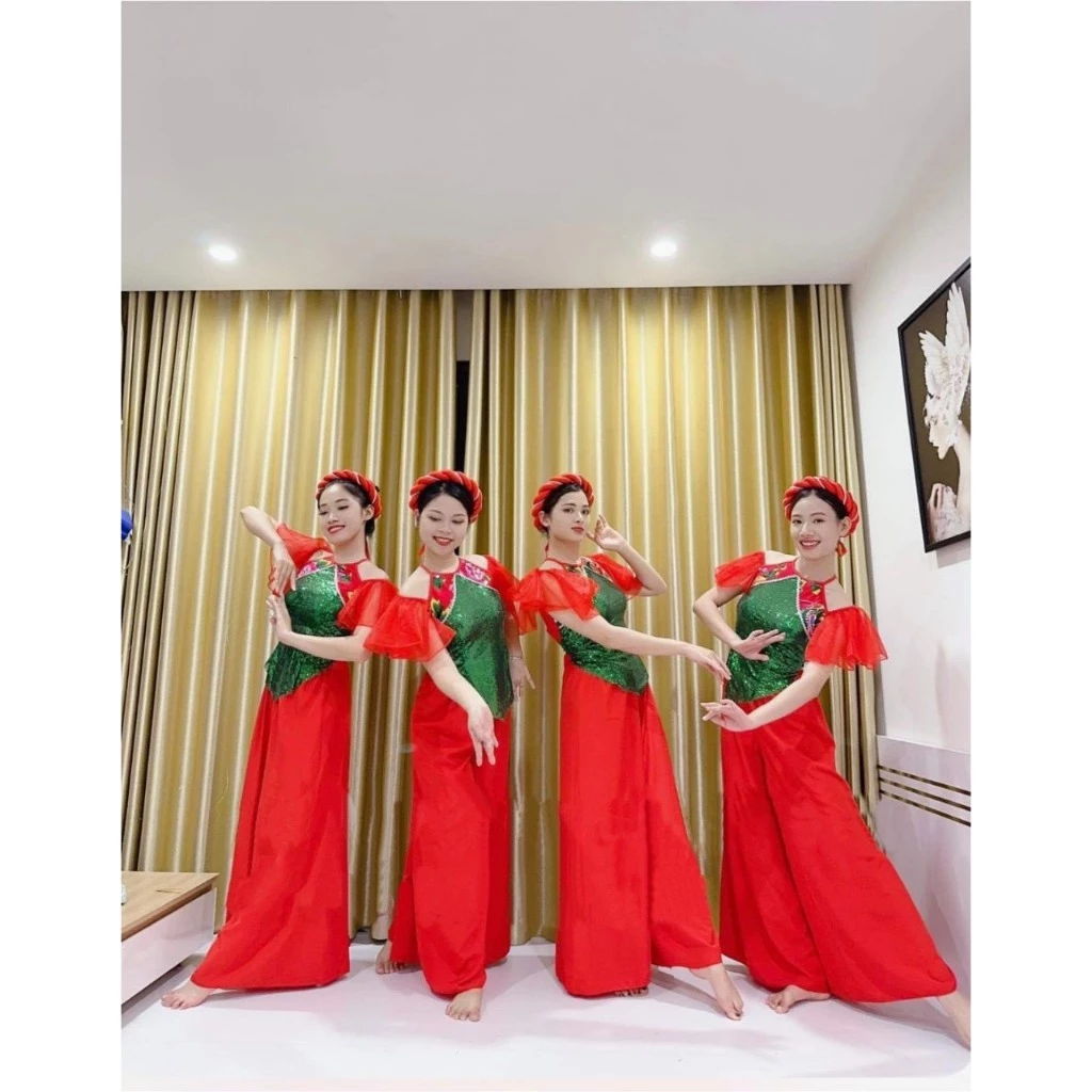 Set áo yếm tay bồng kèm quần ống rộng và mấn, yếm biểu diễn văn nghệ