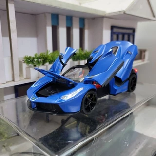 Mô hình xe Ferrari mui trần tỉ lệ 1:22 có đèn, có âm thanh động cơ và chạy cót