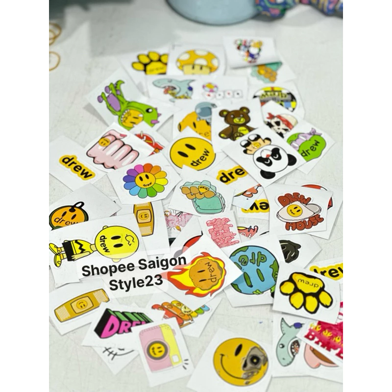 Hình dán sticker hot trend 2024 , decal chống nước, dán điện thoại, mũ bảo hiểm