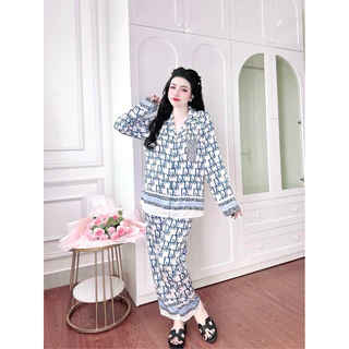 Đồ Bộ Pijama Nữ, Lụa Latin Tơ Tằm,Cổ Pizama Tay Dài Hoa Văn Thỏ Phối Chữ Dori Màu Xanh Dương Sang Trọng Có Bigsize