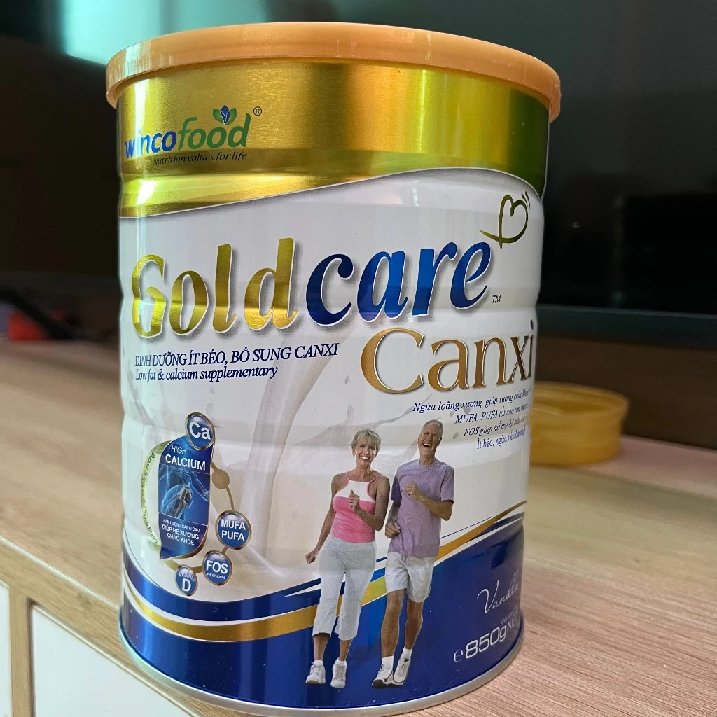 Sữa bột Goldcare Canxi lon 850g: ít béo, bổ sung canxi, phòng ngừa loãng xương, giúp xương chắc khỏe.