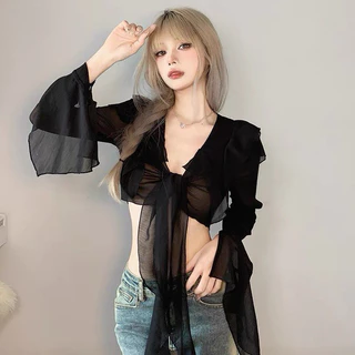 Áo kiểu croptop tay dài loe - A5549