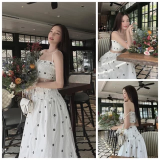 Set Bộ Đồ Nữ: Áo Croptop Xốp Nhún 2 Dây + Chân Váy Xòe Dáng Dài Với Họa Tiết Siêu Xinh Diện Đi Chơi, Đi Biển