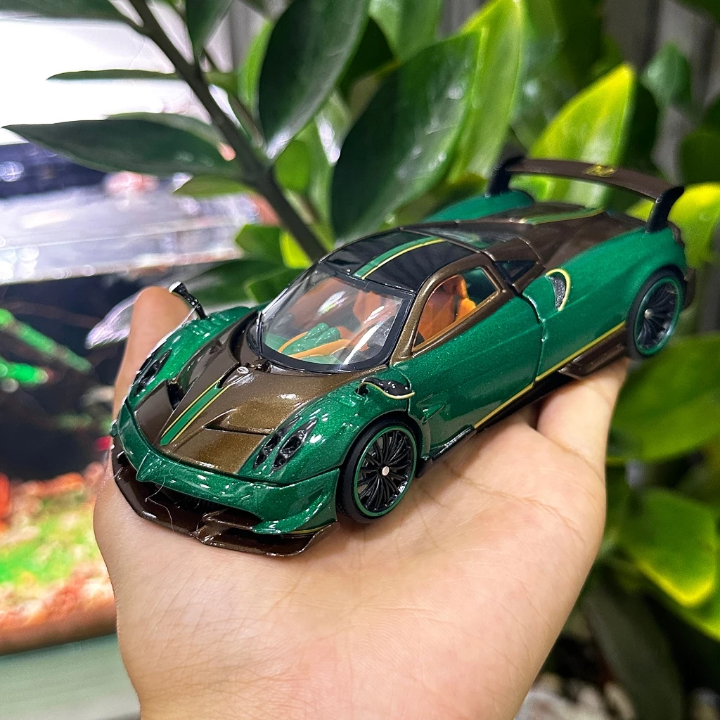 Mô hình xe hợp kim cao cấp Pagani Huayra đánh lái tỉ lệ 1:32 hãng JACKIEKIM 2 màu