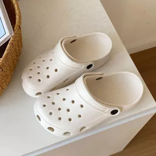 Dép sục Crocs hoạt hình đáng yêu MINISO STORE đế dày cao sticker bất kỳ theo đợt