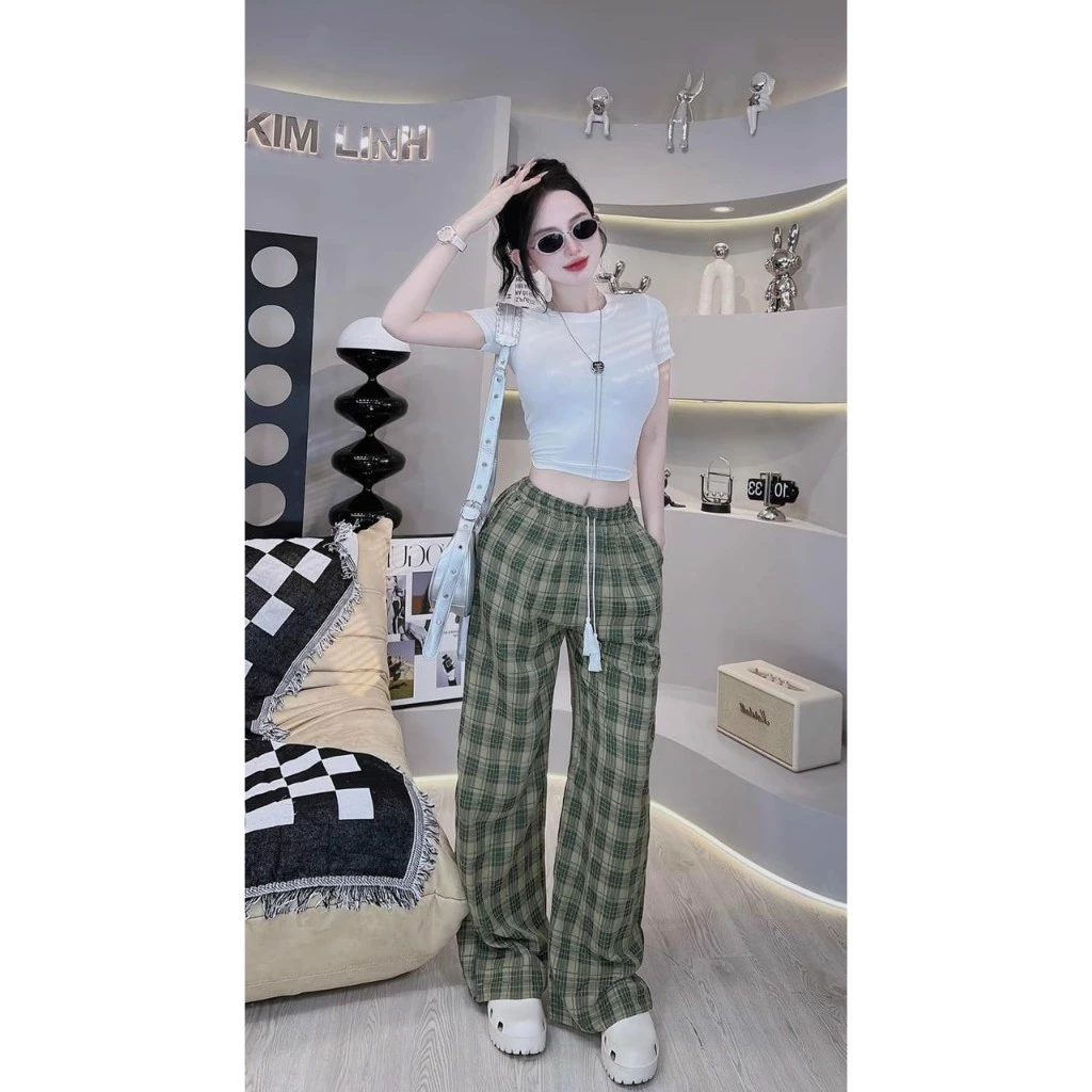 Set áo croptop tăm lạnh  mix quần xuông nhung kẻ caro  phù hợp đi làm đi chơi ht160