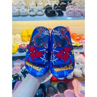 Dép lê bé trai, dép cho bé trai siêu nhân người nhện Spiderman siêu nhẹ êm chân mẫu mới siêu hot size 24-35