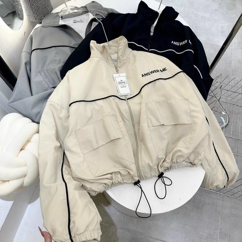 Áo khoác nữ kiểu dáng croptop chất liệu DÙ gió 2 lớp logo thêu ANSWER cao cấp thiết kế trẻ trung năng động