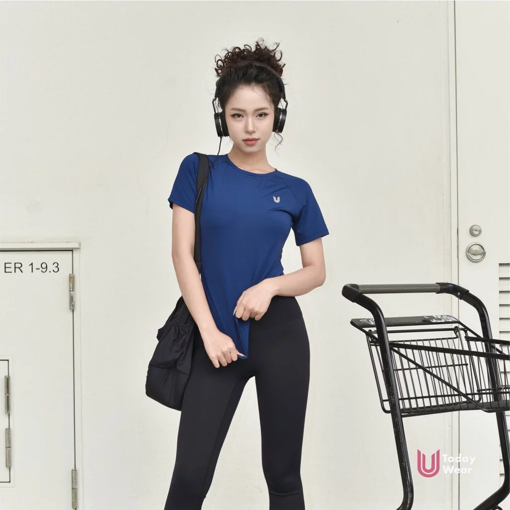 Bộ đồ tập gym yoga thể thao Today U Wear áo thể thao Running Tee mix quần Legging Essential cao cấp