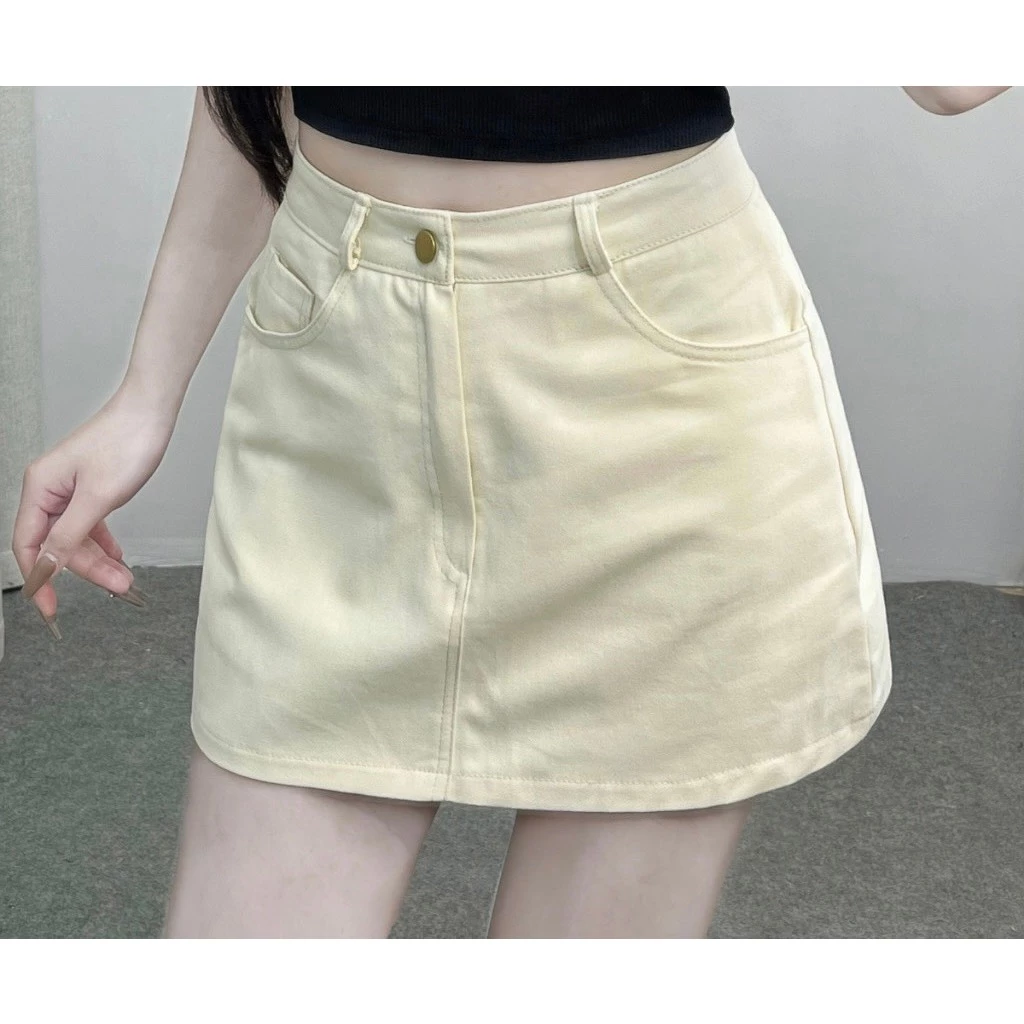 Chân váy nữ dáng ngắn chất kaki phối cúc đồng có quần bảo hộ- Retrostyle - CVKaki6674_P0K24
