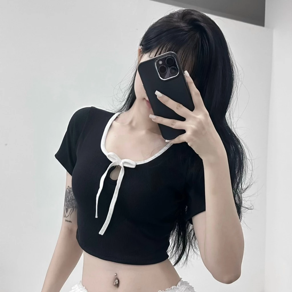 Áo Thun Basic Viền Đen Croptop Tay Ngắn Xinh Xắn Shop Tiến Linh