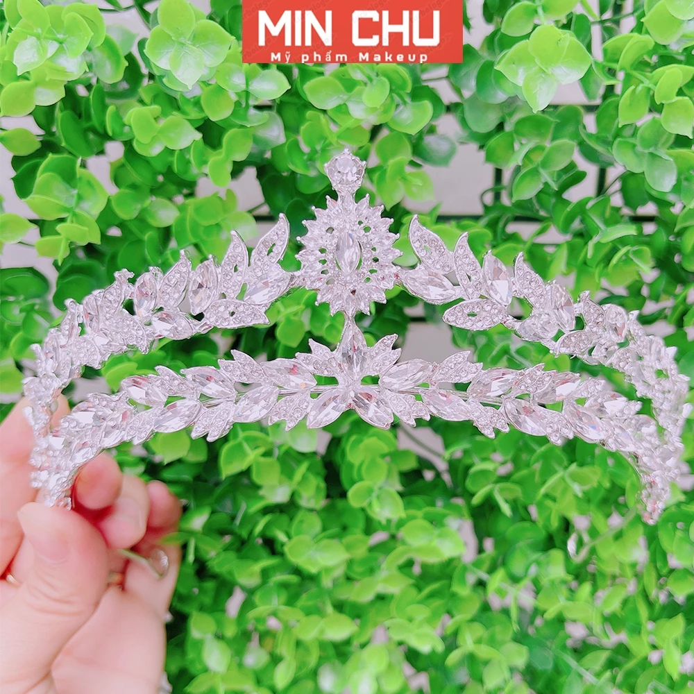 Vương Miện Đính Đá Pha Lê Thủ Công Thiết Kế Sang Trọng Cho Cô Dâu