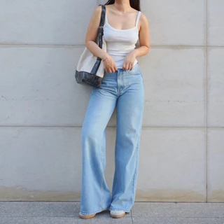 White On Denim - Quần Jeans Ống Rộng Lưng màu Xanh Nhạt và Đậm - Almost Wide Leg Jeans in Dark Blue and Light Blue