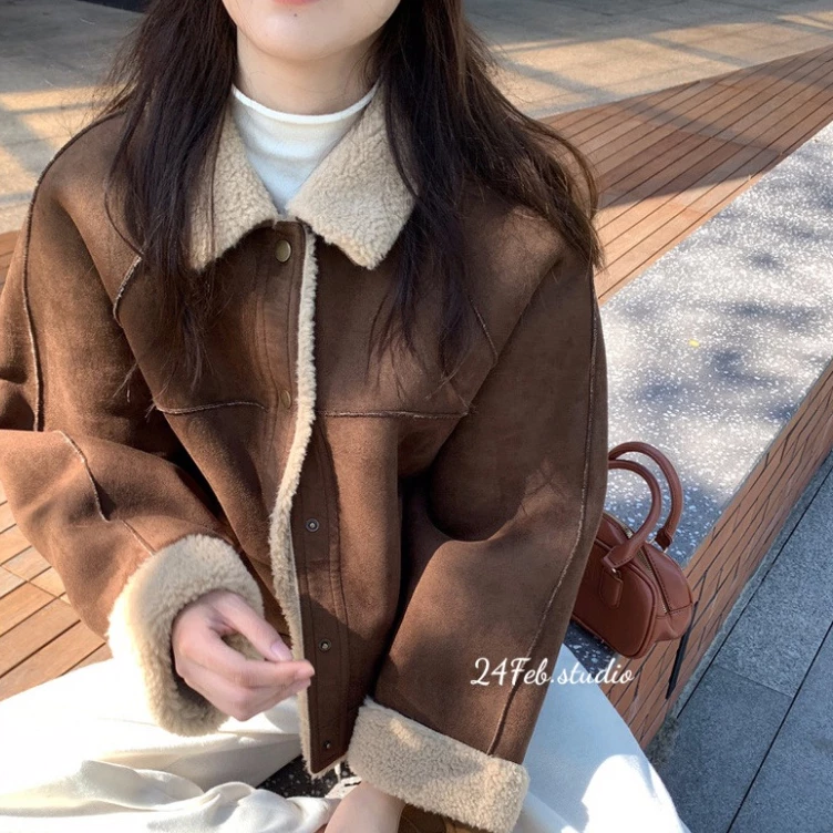 Áo khoác da lộn dáng lỡ trần lông cừu phong cách vintage Hàn Quốc 24Feb.Studio KAH22