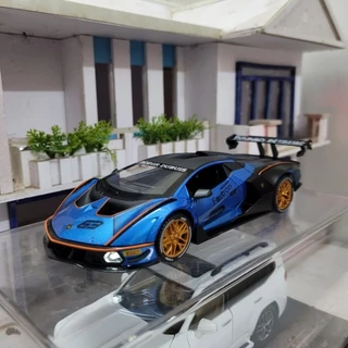 Mô hình xe Lamboghini Essenza SCV12 tỉ lệ 1:24 có đèn, có nhạc và chạy cót