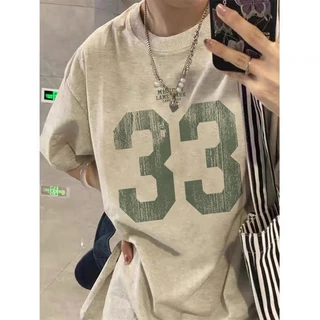 Xám tiêu 2024 Áo phông nữ form rộng Số 33 in ấn cổ tròn áo thun oversize 100%cotton focus local brand