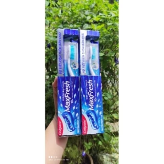 Kem đánh răng Colgate maxfresh tuýp 225g tặng kèm bàn chải