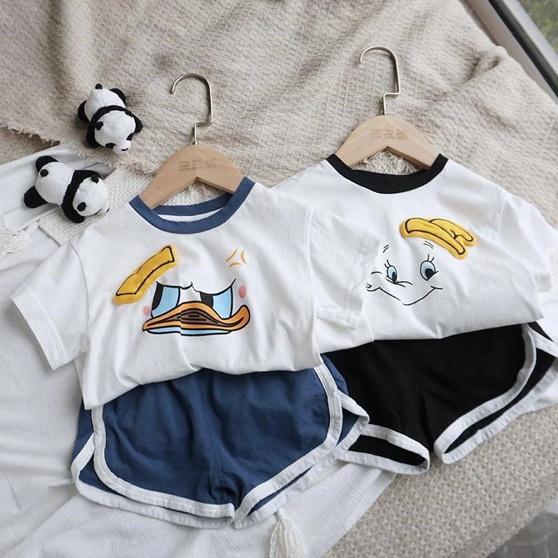 Sét áo thun tay ngắn và quần short chất liệu cotton co giãn,  in hình hoạt hình thời trang mùa hè cho bé trai gái 5-19kg