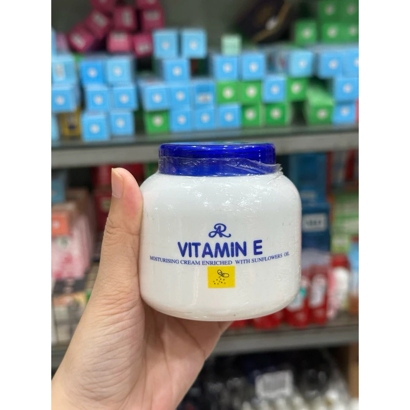 Kem Vitamin E Nắp Xanh Thái Lan Chính Hãng 200g