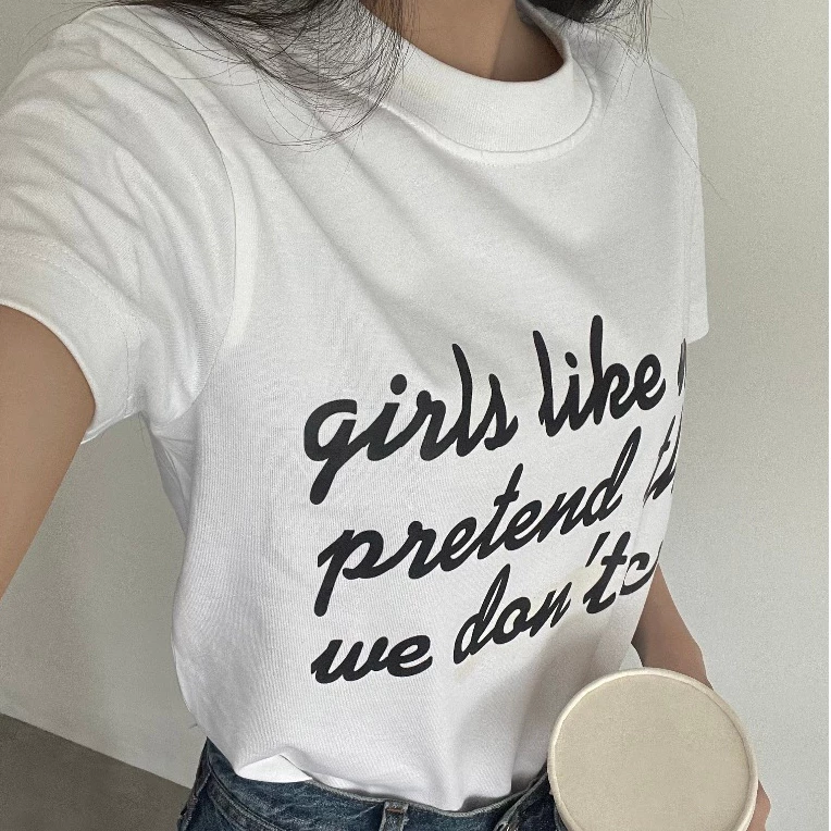 Áo thun Baby Tee trắng Girls Like Me - Áo Thun Nữ Đơn Giản - Chất Cotton Dày Thấm Hút Mồ Hôi