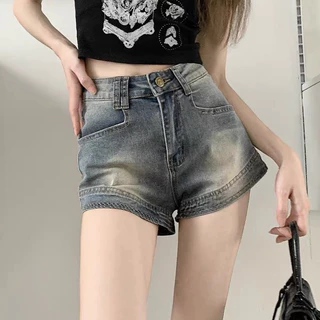 Quần Short Jeans Nữ , Quần Đùi Nữ Chất Liệu Denim Màu Xanh Cổ Điển Dễ Lên Đồ L19