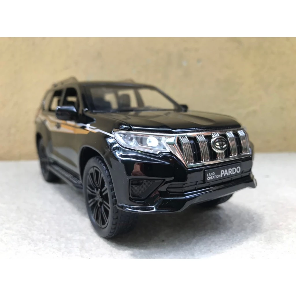 Mô hình xe TOYOTA landCruiser Prado 1:24