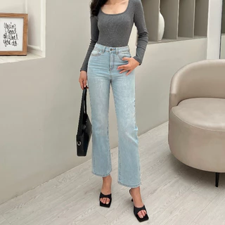 Quần Jeans Nữ REDE BS-01 Ống Đứng Có Co Giãn, Lưng Cao Màu Xanh Nhạt Tao Nhã Sang Trọng