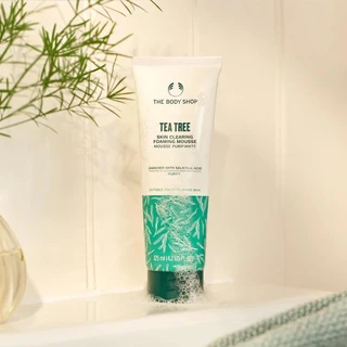 Sữa Rửa Mặt Tạo Bọt Mịn Cho Da Mụn 125ml - The Body Shop Tea Tree Skin Clearing Foaming Mousse