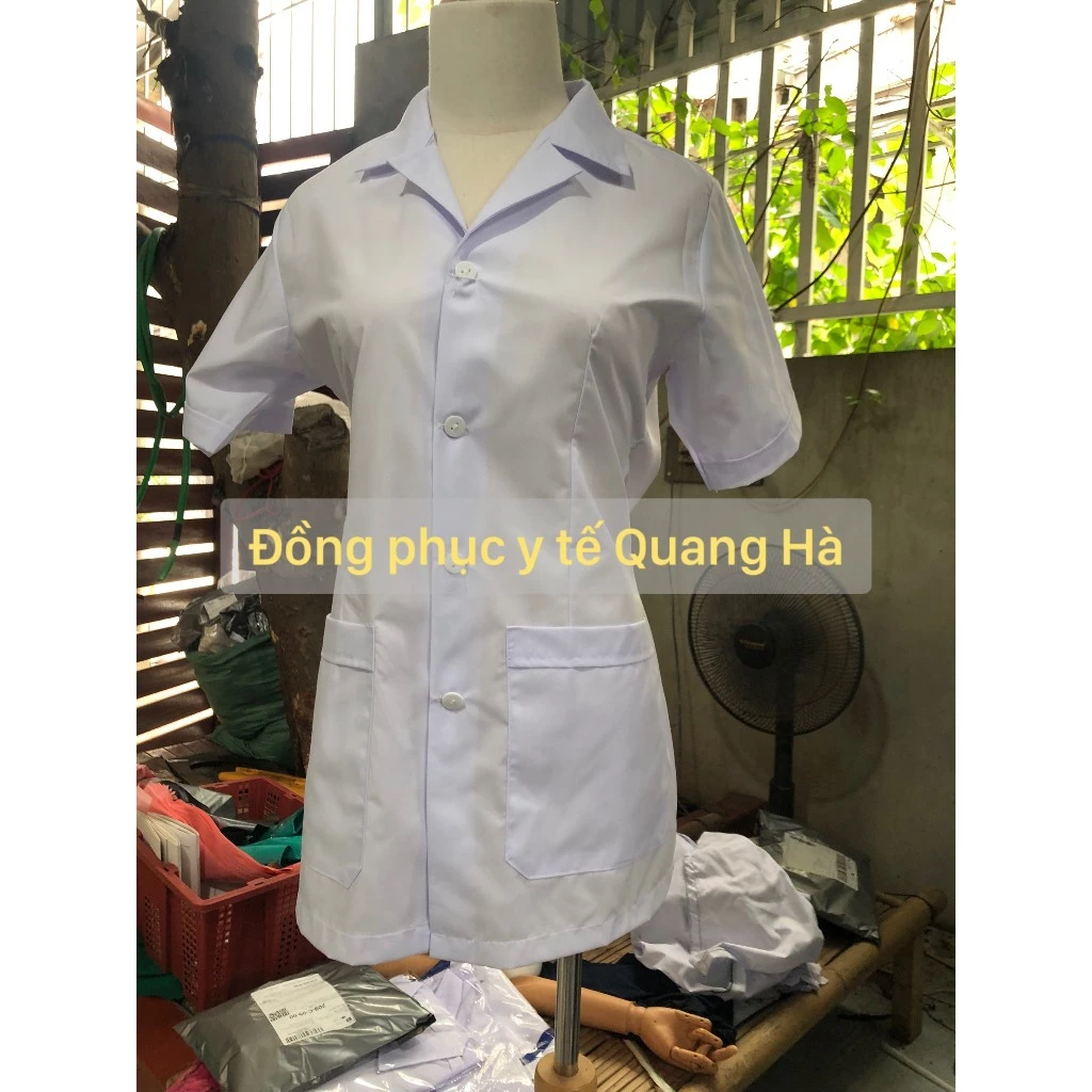 Áo Blue, Blouse trắng Dáng Ngắn Ngang Đùi Nam Nữ  Cộc Tay Vải lon nhật Dành Cho Y Tá, Dược Sĩ, Điều Dưỡng.