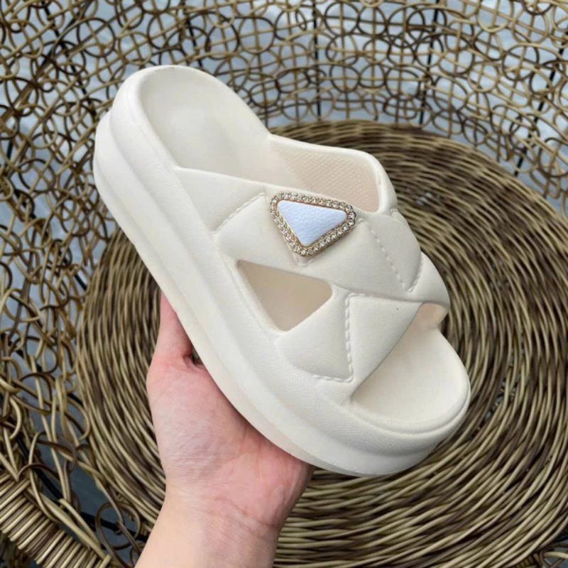 Dép Bánh Mỳ Đế Độn Cao 6,5 cm Thời Trang