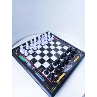 Cờ vua quan cờ vua bằng nhựa cao cấp có gắn nam châm đủ size 19>34cm.