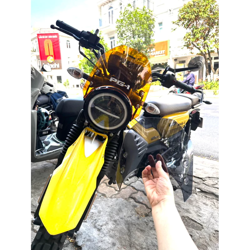 KÍNH CHẮN GIÓ YAMAHA PG-1