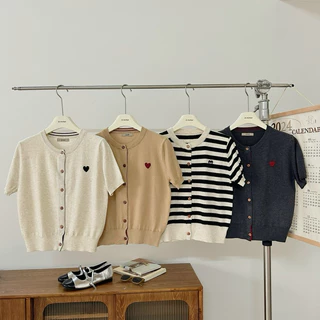 Áo len cardigan cọc tay viền thêu tim 8806