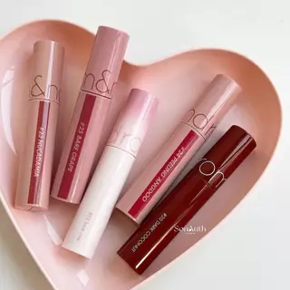 Son bóng RM Juicy Lasting Tint (ảnh tự chụp)