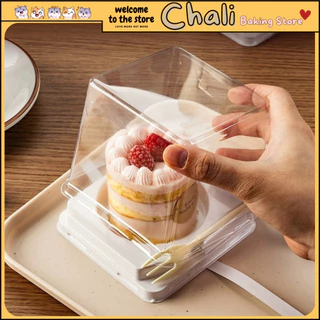 10 Hộp nhựa đựng các loại bánh Mousse , Tiramisu đế vuông lõi tròn nắp trong kèm nĩa