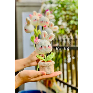 Chậu hoa len handmade đầu thỏ đội mũ dễ thương