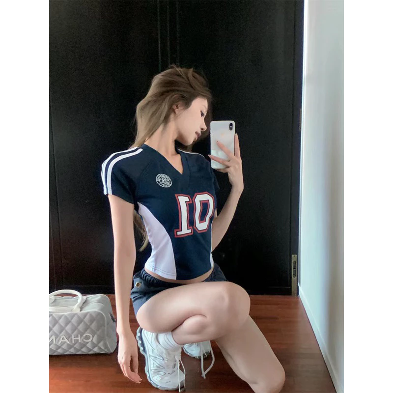 [Order - 1883] Áo thun dáng croptop Thể thao Hàn chất mềm mát dày dặn Lilis Room