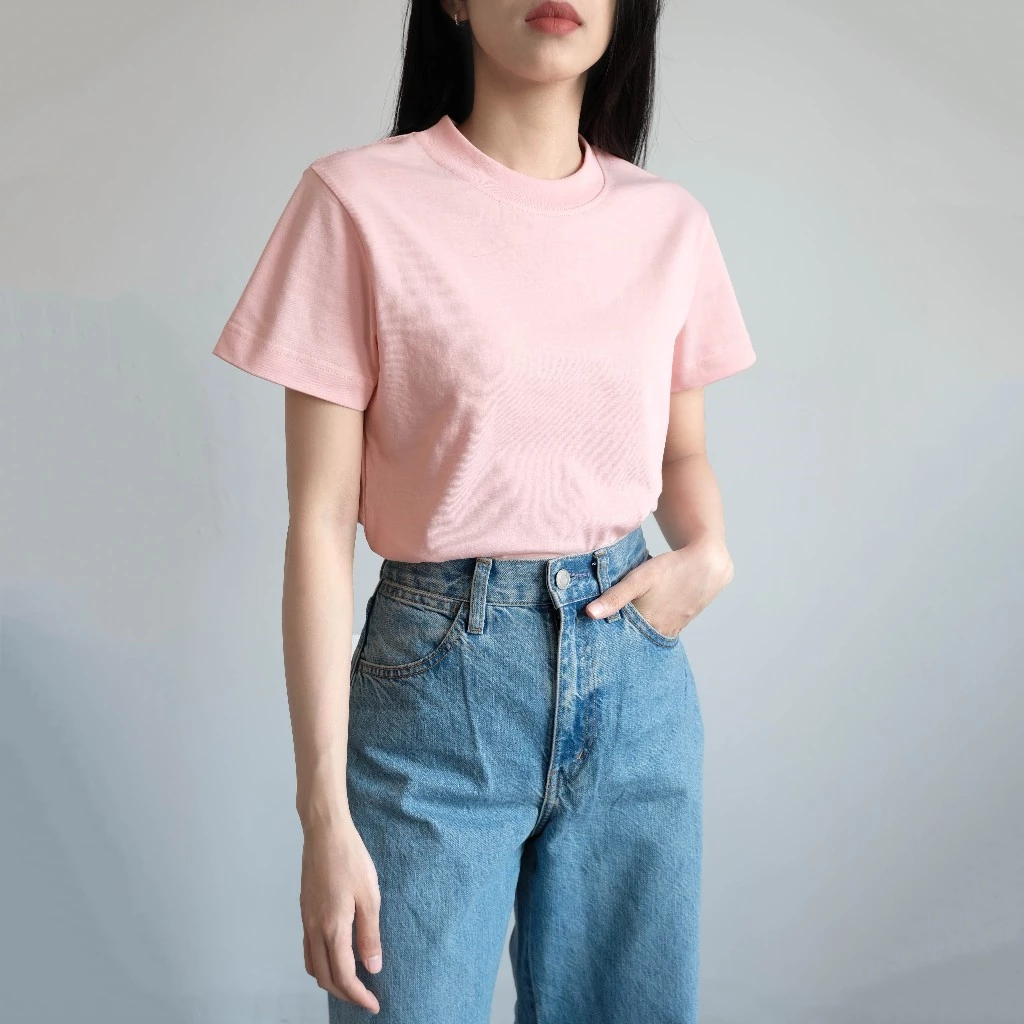 Áo Thun Cổ Tròn Ngắn Tay Màu Hồng Nhạt Sáng Da, Dáng Vừa, Chất Vải Cotton - The J Studio