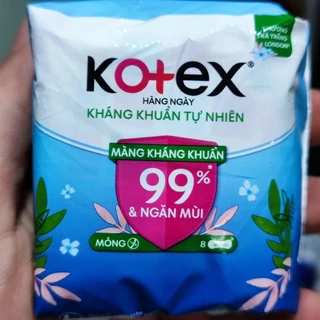 Băng vệ sinh hàng ngày Kotex siêu mềm kháng khuẩn 8 miếng