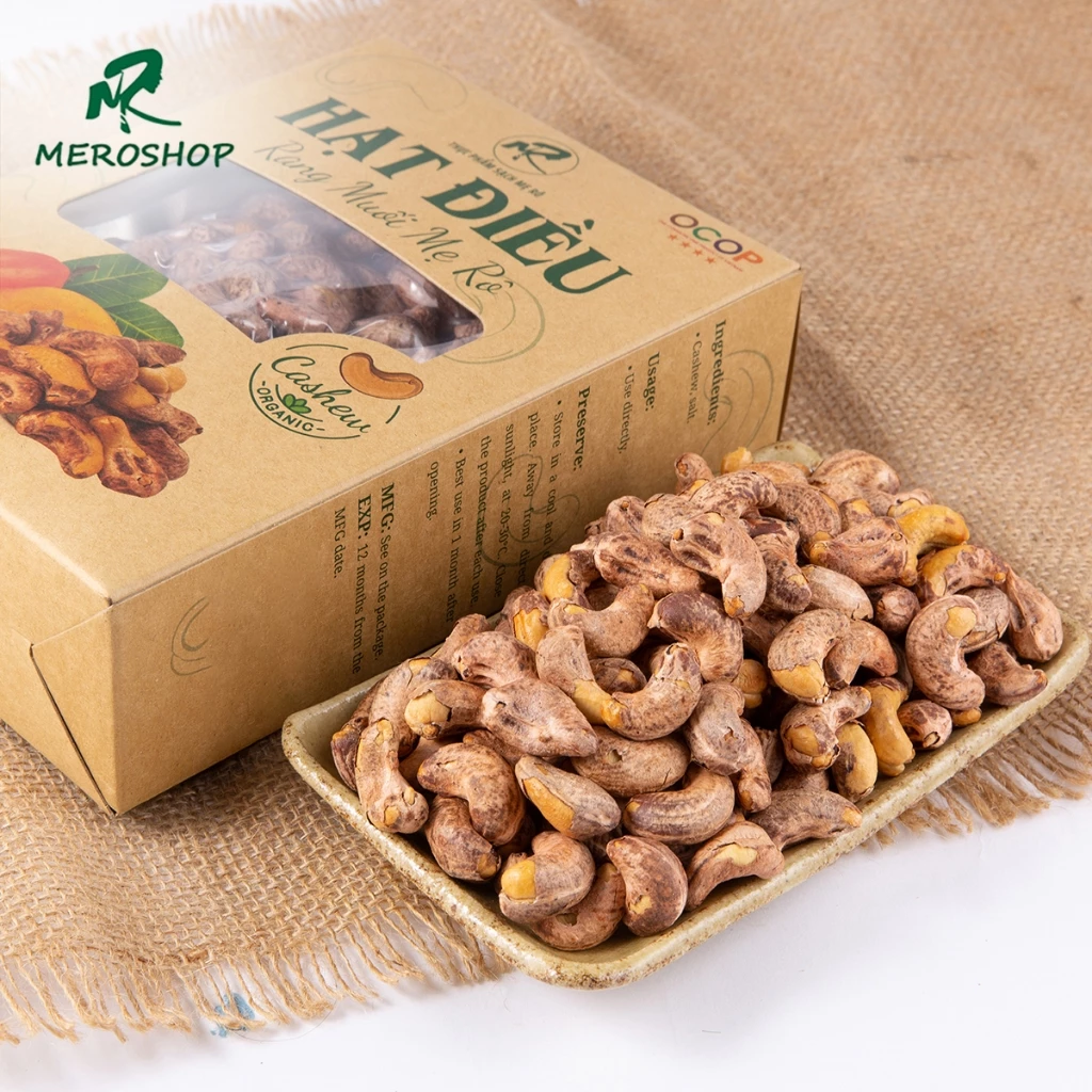 Hạt điều rang muối nguyên lụa (380-410 hạt/kg hạt lớn). Có hồ sơ công bố, xuất hóa đơn công ty đầy đủ