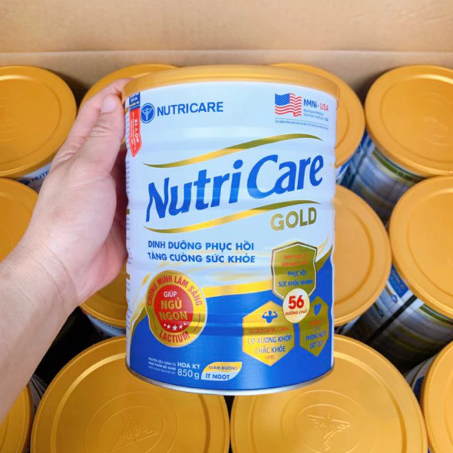 Sữa dinh dưỡng NUTRICARE GOLD 900G