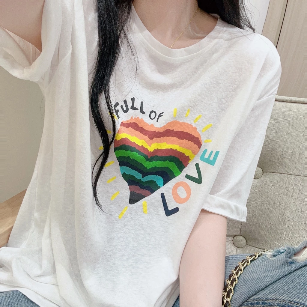 Áo Thun Nữ HappyTee - Áo Nữ Form Rộng Mẫu Tim Sắc Màu FULL OF LOVE Dễ thương Chất vải cotton 100 cao cấp