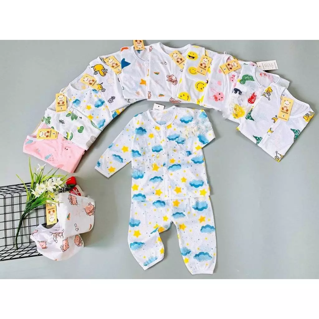 Combo 3 bộ dài khuy bé trai, bé gái vải thông hơi QC loại 1 size 3-14kg