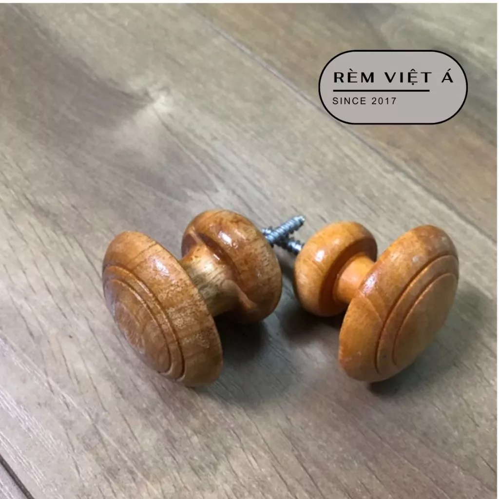 Núm Vén Rèm Bằng Gỗ Tự Nhiên Màu Nâu ( nhạt hoặc đậm ) TẶNG kèm vít nở