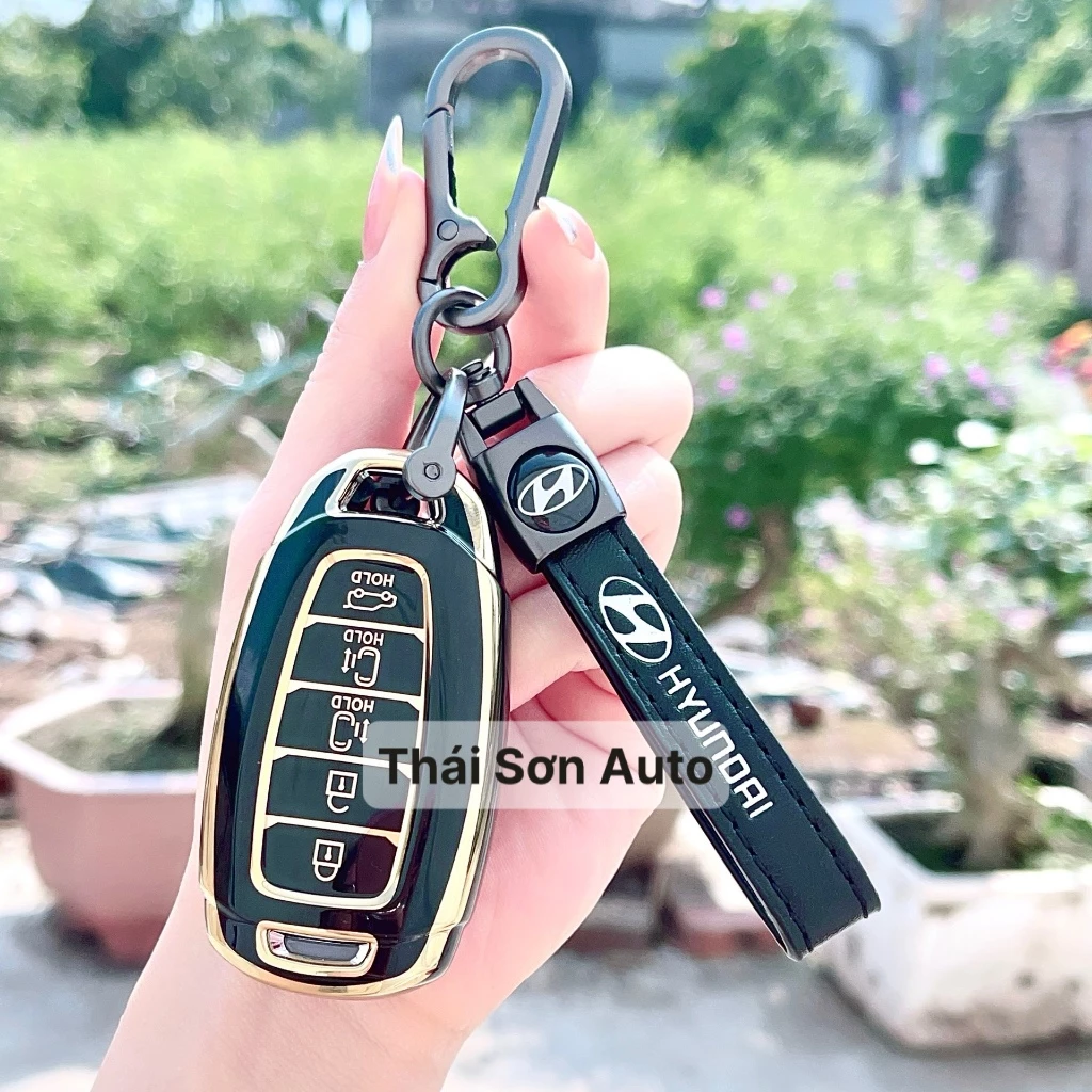 Ốp chìa khoá xe Hyundai Custin 2023-2024, chất liệu nhựa TPU Móc Khoá Nội Thất Móc Khóa