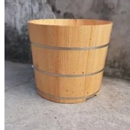 Bồn tắm gỗ thông tròn