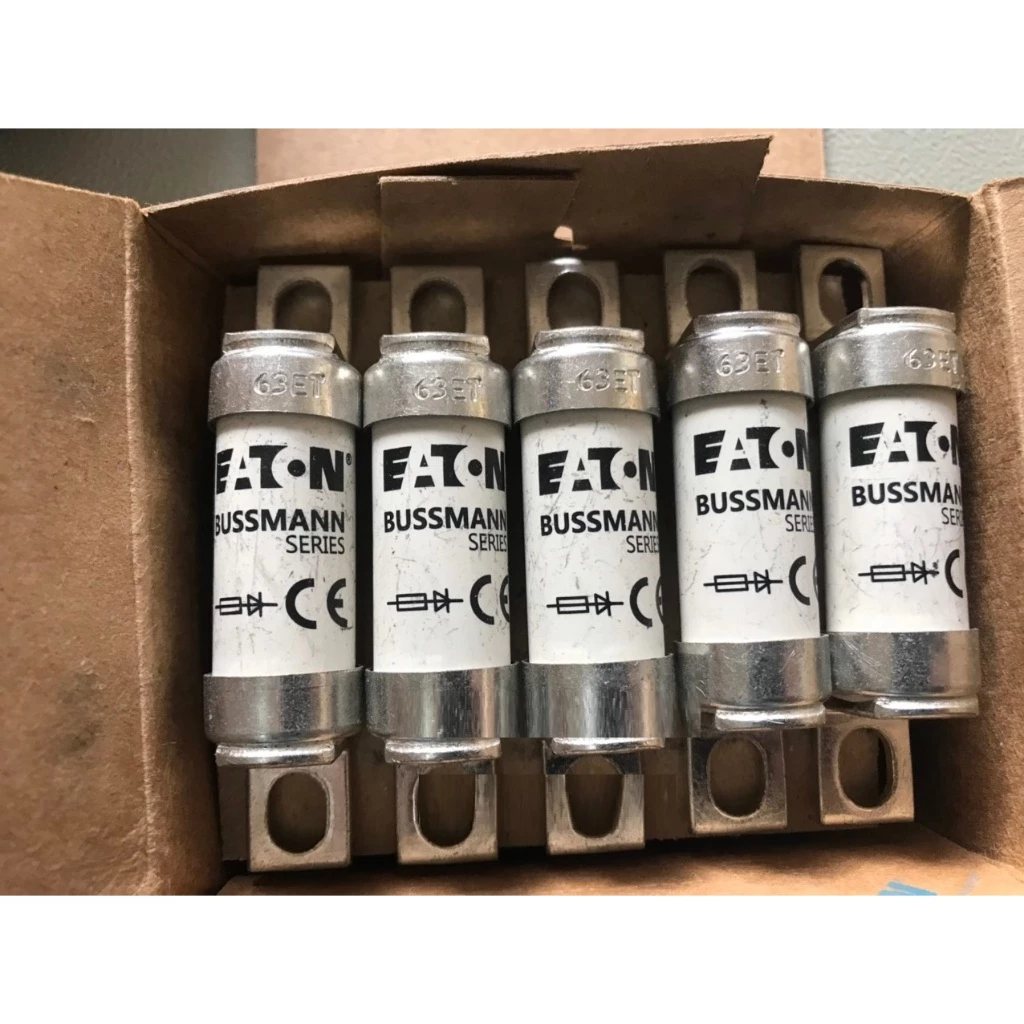 Cầu chì BUSSMANN EATON 35 / 63ET/ 80FE, 100FEa 63A 690V BS88:4
